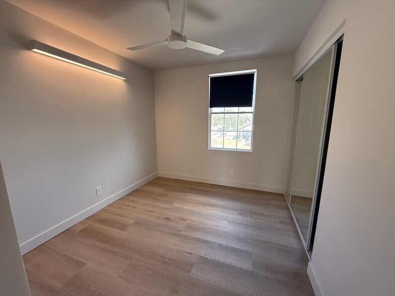 Bedroom 5 - 45233 Mays Ct