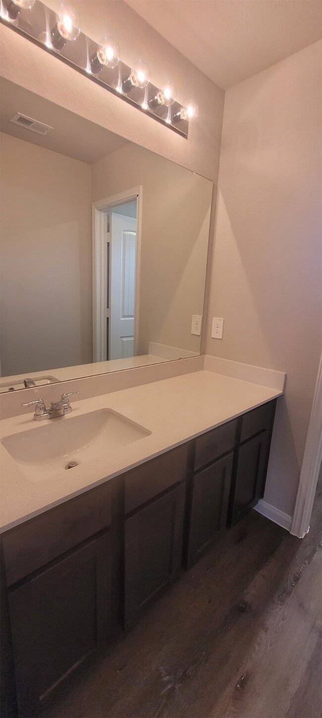 Building Photo - 2934 Lawrence Pk Ct