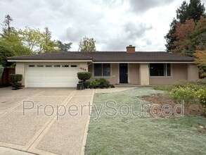 Building Photo - 1550 Naples Ct