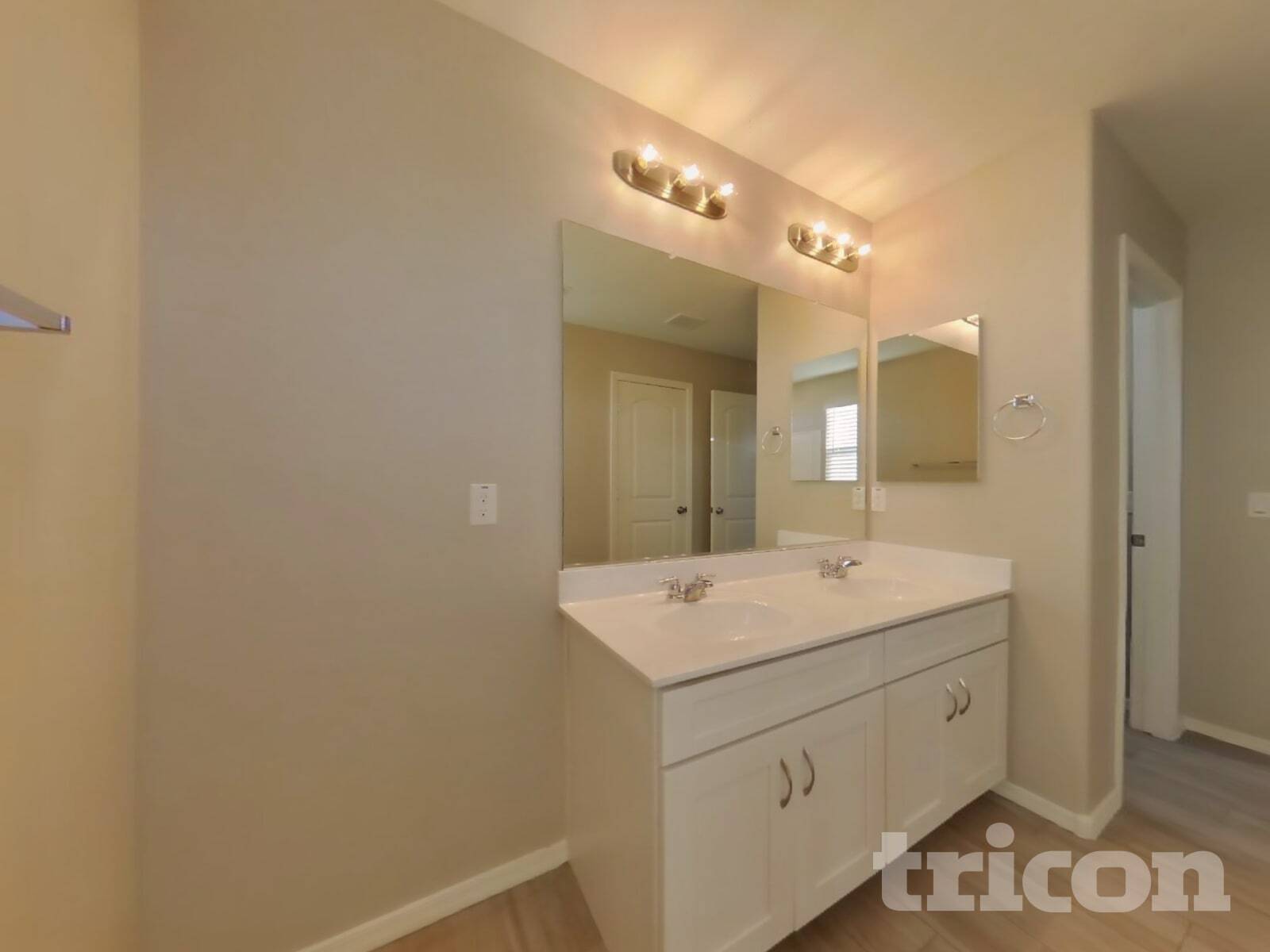 Building Photo - 11692 N 165th Ln