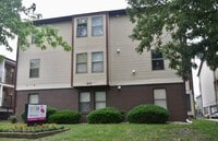 Building Photo - 903-909 S Locust St