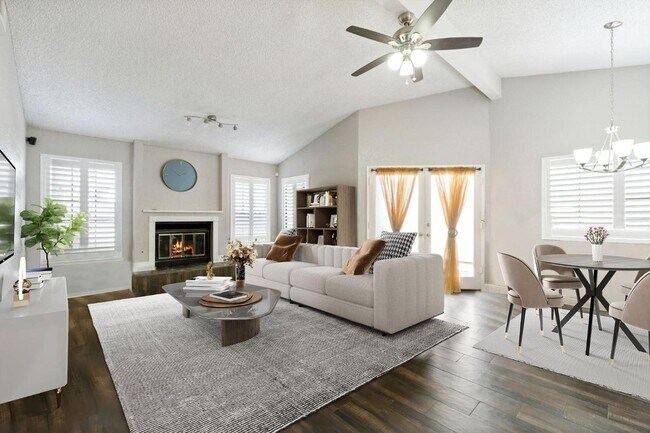 Building Photo - North Fresno 3/2