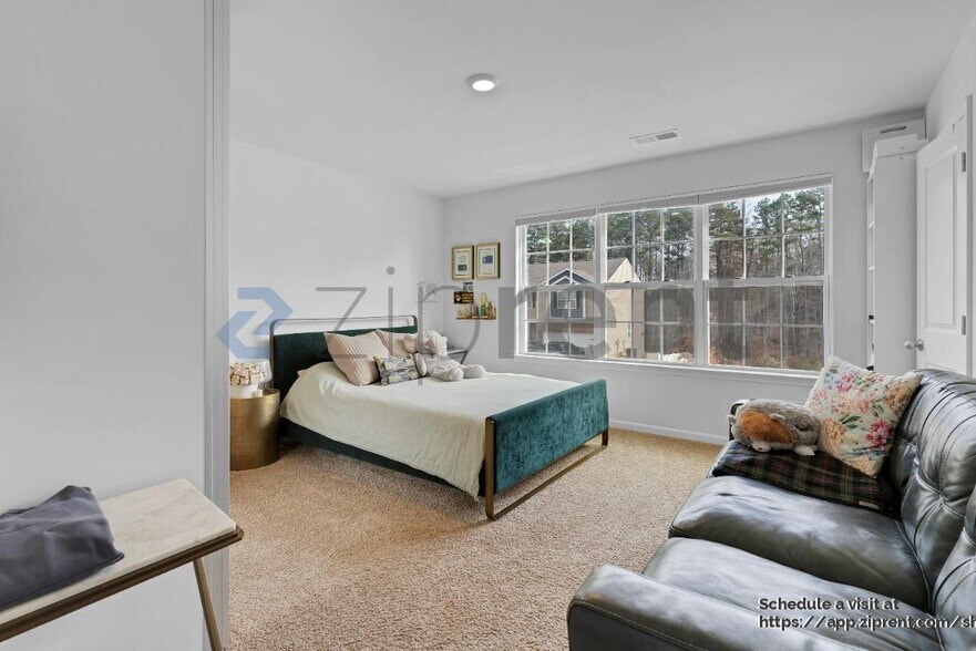 Building Photo - 147 N Ranney Way