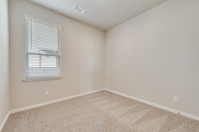 Building Photo - 1127 Mesa St