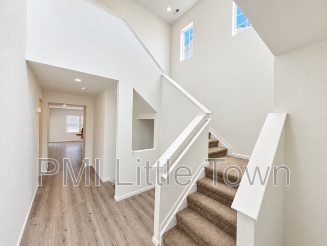Building Photo - 132 N Patsburg St