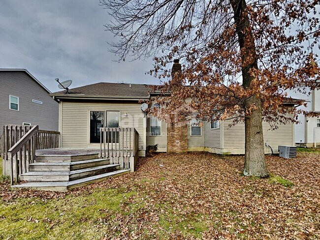 Building Photo - 8845 Amaranth Ct