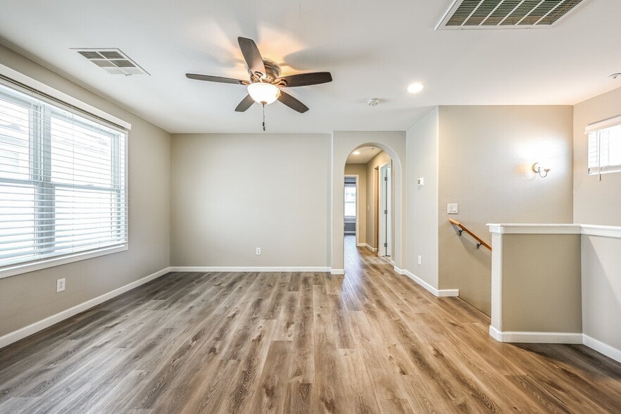 Building Photo - 28926 N 124th Dr