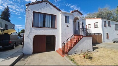 Building Photo - AVAILABLE!