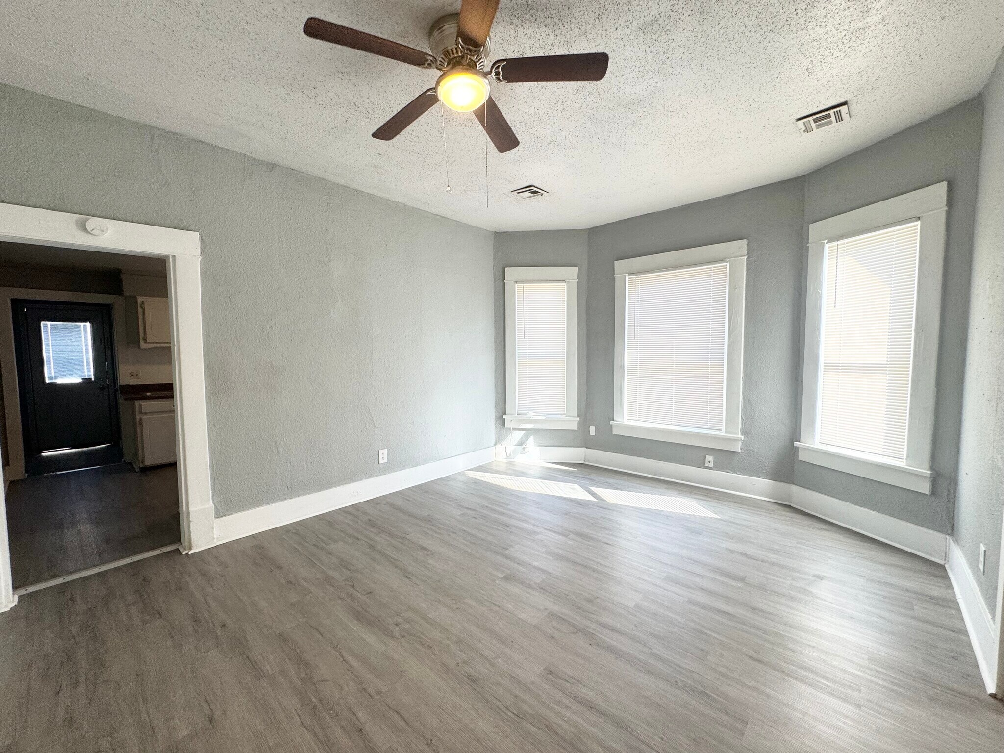 Building Photo - 1119 NW 9th St