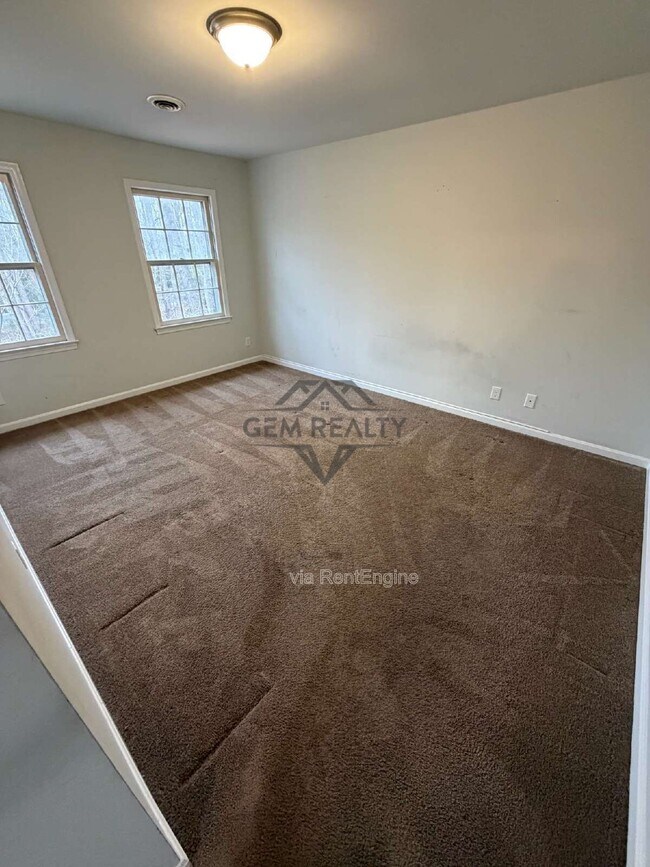 Building Photo - 4 Bryant St