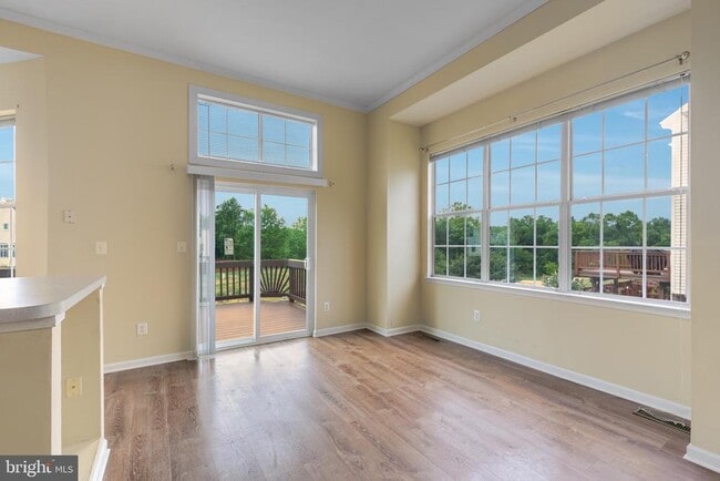 Building Photo - 21639 Kings Crossing Terrace