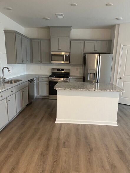 Building Photo - 3509 Nimbell Rd