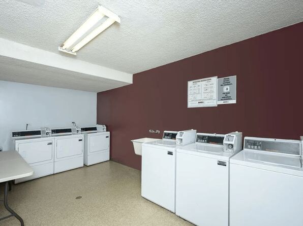 Building Photo - 20234 Cantara St