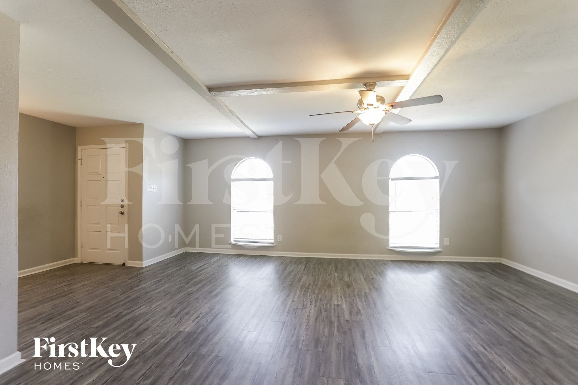 Building Photo - 24011 Reagon Canyon Dr