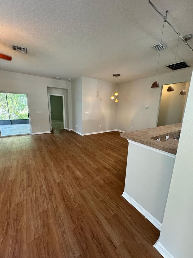 Building Photo - Avalon Lakes: 3 Bedroom, 2 Bathroom, 2 Car Garage home