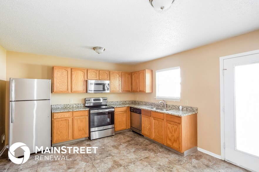 Building Photo - 8259 S Shady Trail Dr
