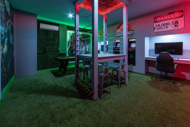 Building Photo - 15871 Cape Coral Lp