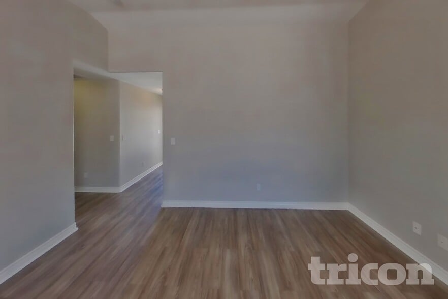 Building Photo - 3134 Meadow Flower Ave