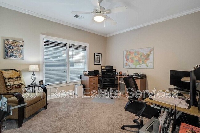 Building Photo - 765 Harbor Isle Cir E