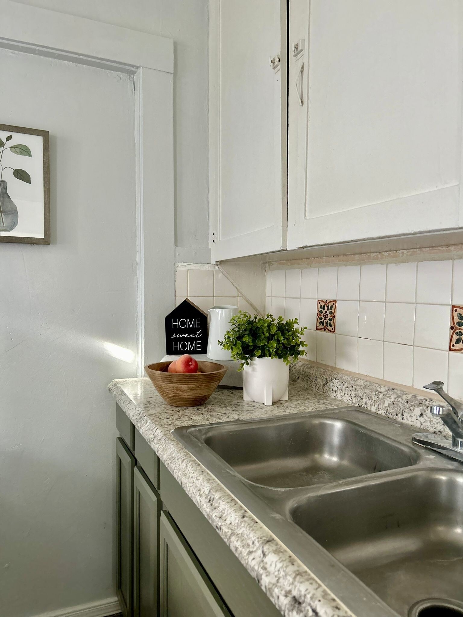 Building Photo - 2817 Nashville Ave