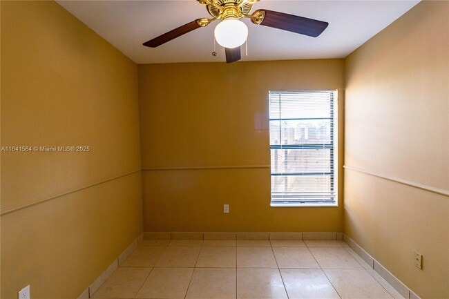 Building Photo - 13536 SW 11th Ln