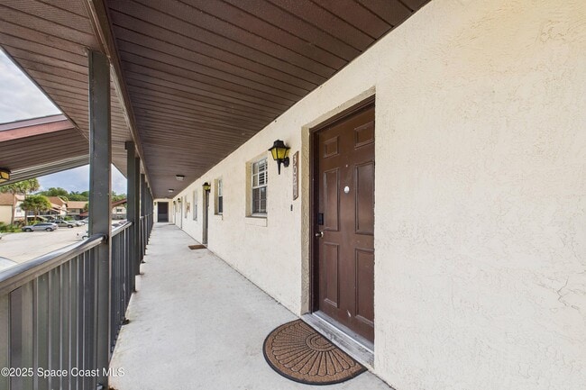 Building Photo - 3021 Sir Hamilton Cir