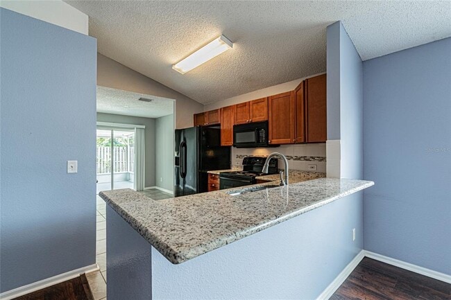 Building Photo - 13136 Carrollwood Creek Dr