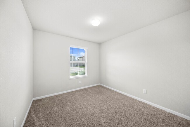 Building Photo - 18338 Raven Rock Ln
