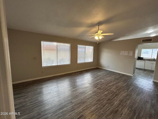 Building Photo - 4645 E Piedmont Rd