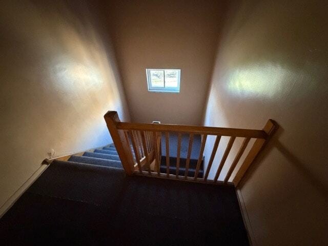 Building Photo - 6103 N Seeley Ave