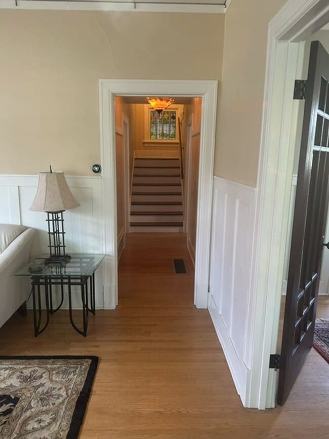 Building Photo - Whitefish 3 Bedroom partially furnished home with garage and private yard