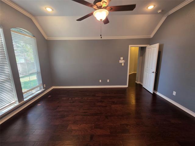 Building Photo - 2717 Cliffwood Dr