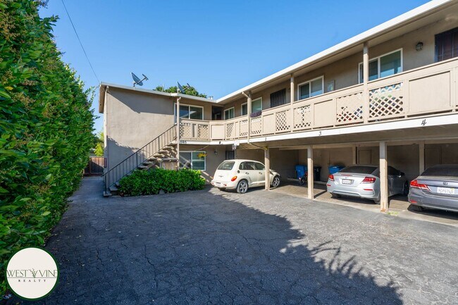 Building Photo - 513 Pierce Rd