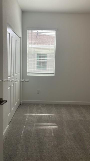 Building Photo - 871 SE grovebush Ln