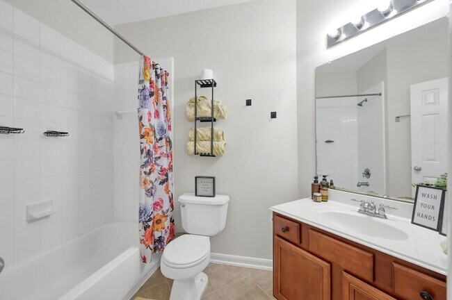 Building Photo - 29705 Meridian Hill Dr