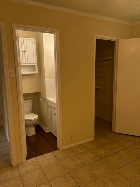 Building Photo - 10566 Mayfair Dr