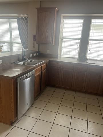 Building Photo - 1121 Chattahoochee Dr