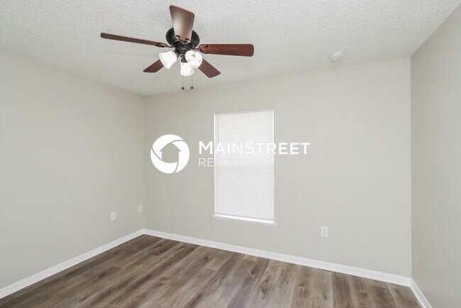 Building Photo - 3 Bedroom Pet-Friendly Home in PALM BAY, FL with Main Street Renewal