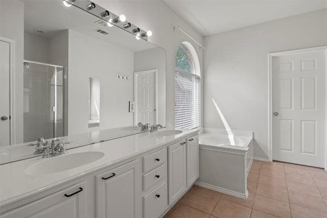 Building Photo - 2209 Geneva Ln