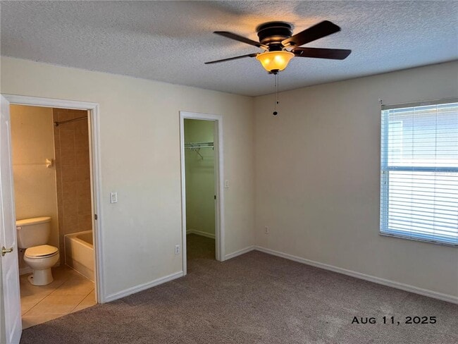 Building Photo - 930 Timber Isle Dr
