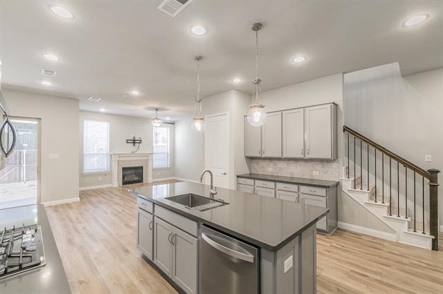 Building Photo - 17736 Coralberry Dr