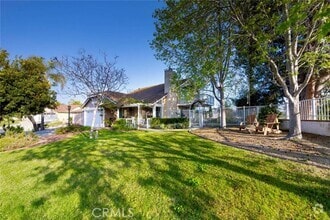 Building Photo - 2931 Hierro