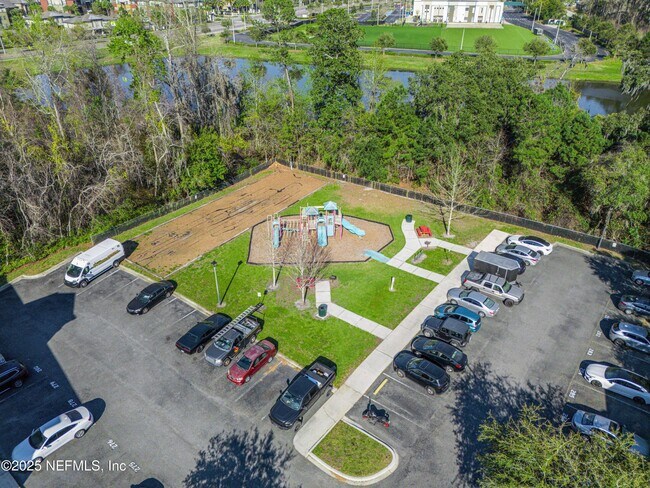 Building Photo - 4931 Key Lime Dr