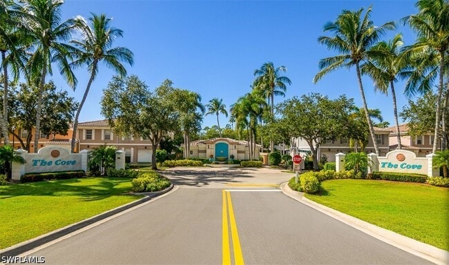 Building Photo - 5601 Cove Cir