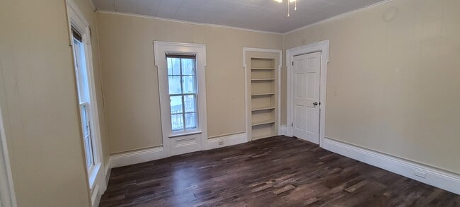 First Floor Large Bedroom - 403 W Washington St