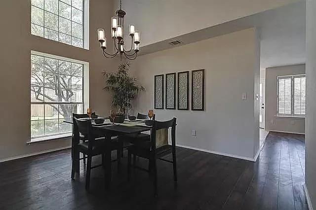 Building Photo - 16704 Sabertooth Dr