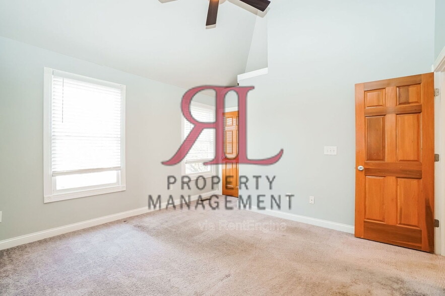 Building Photo - 57 E Prescott St