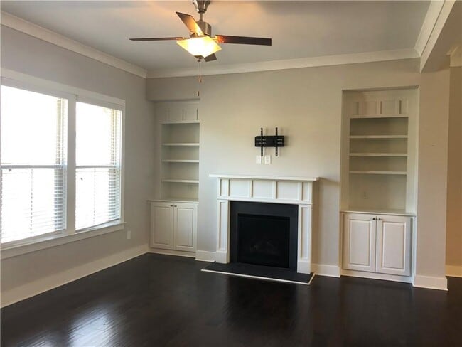 Building Photo - 2184 Haydon Ln