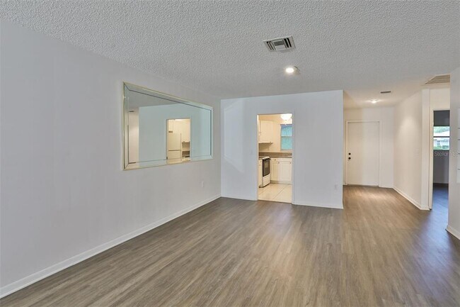 Building Photo - 720 Palmer Ln