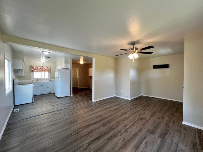 Building Photo - Non-Refundable & Security Deposit Total: $...